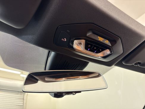 Used 2023 BMW 430i Convertible w/ M Sport Package image 14