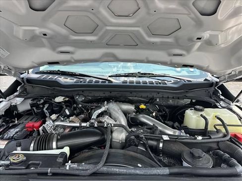 Used 2024 Ford F250 Lariat w/ Lariat Ultimate Package AWD/4WD image 36