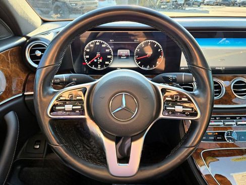 Used 2020 Mercedes-Benz E 450 E 450 w/ Driver Assistance Package image 29