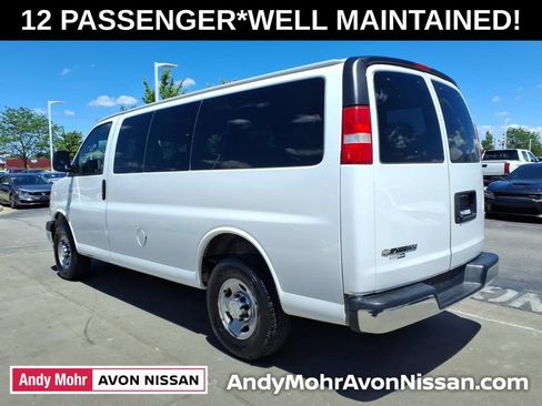 Used 2018 Chevrolet Express 3500 LT w/ LT Preferred Equipment Group RWD image 6