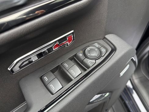 Used 2025 GMC Sierra 1500 AT4 w/ AT4 Premium Package image 21