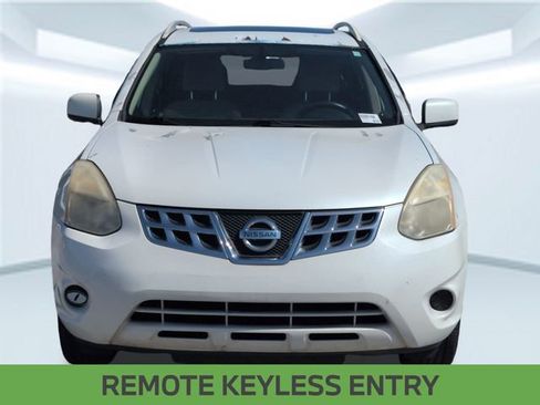 Used 2011 Nissan Rogue SV w/ Premium Pkg image 10