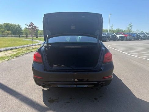 Used 2018 BMW 530e xDrive AWD/4WD image 10