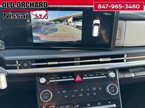 Used 2025 Hyundai Santa Fe SEL AWD/4WD image 16