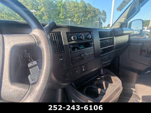 Used 2025 Chevrolet Express 2500 w/ Driver Convenience Package RWD image 9