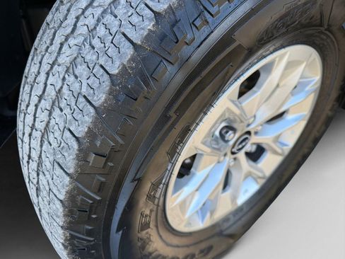 Certified 2024 Nissan Frontier SV image 20