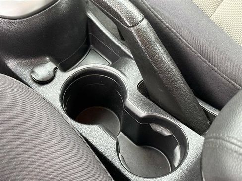 Used 2014 Chevrolet Cruze LS image 21