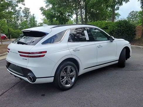 Used 2024 Genesis GV70 3.5T Sport AWD/4WD image 8