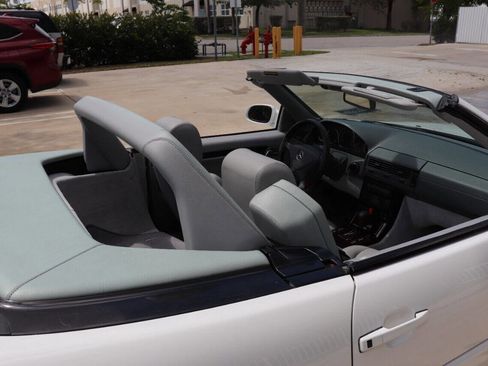 Used 2001 Mercedes-Benz SL 500 image 13