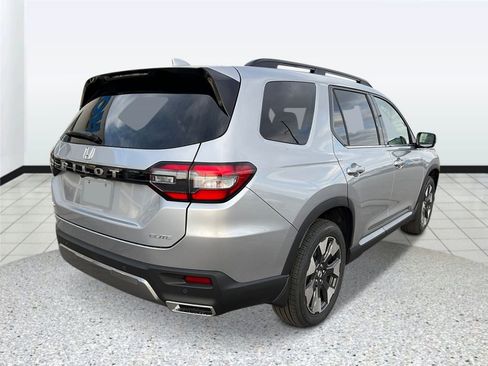 New 2026 Honda Pilot Elite image 3
