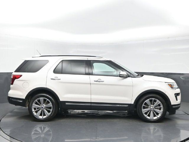 Used 2018 Ford Explorer Limited AWD/4WD image 7