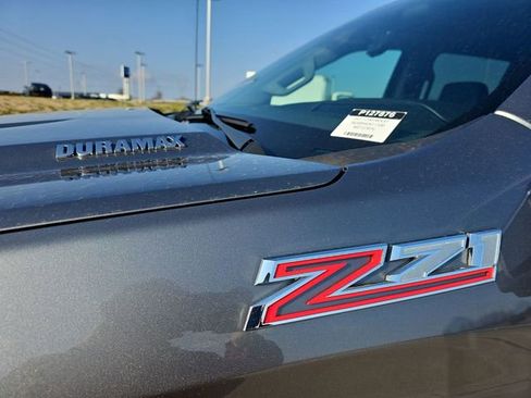 Used 2021 Chevrolet Silverado 1500 LTZ w/ LTZ Premium Package image 33