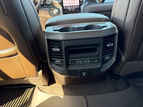 New 2026 RAM 1500 Laramie AWD/4WD image 41