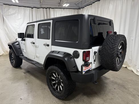 Used 2017 Jeep Wrangler Unlimited Sport w/ Connectivity Group image 4