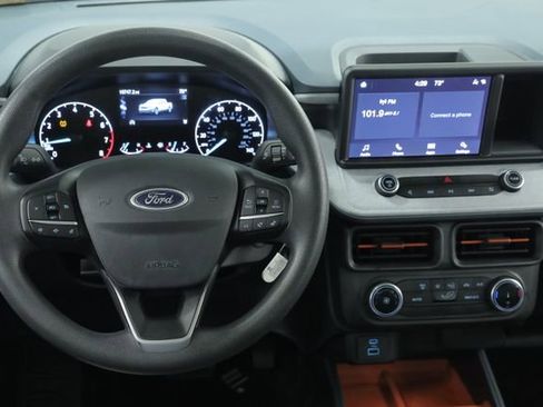 Used 2022 Ford Maverick XLT image 13