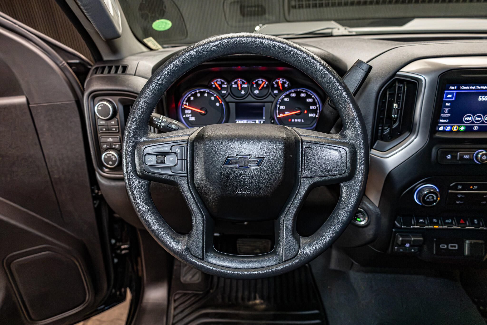 Used 2026 Chevrolet Silverado 1500 Custom Trail Boss AWD/4WD image 18