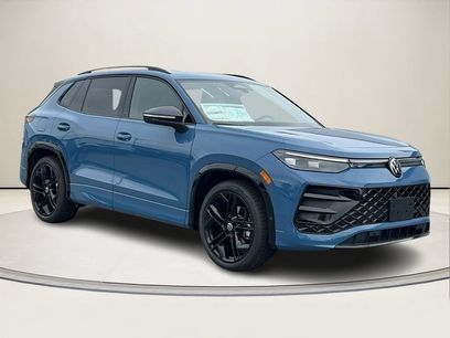 New 2026 Volkswagen Tiguan SE R-Line
