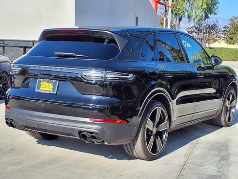 Used 2020 Porsche Cayenne S AWD/4WD image 4