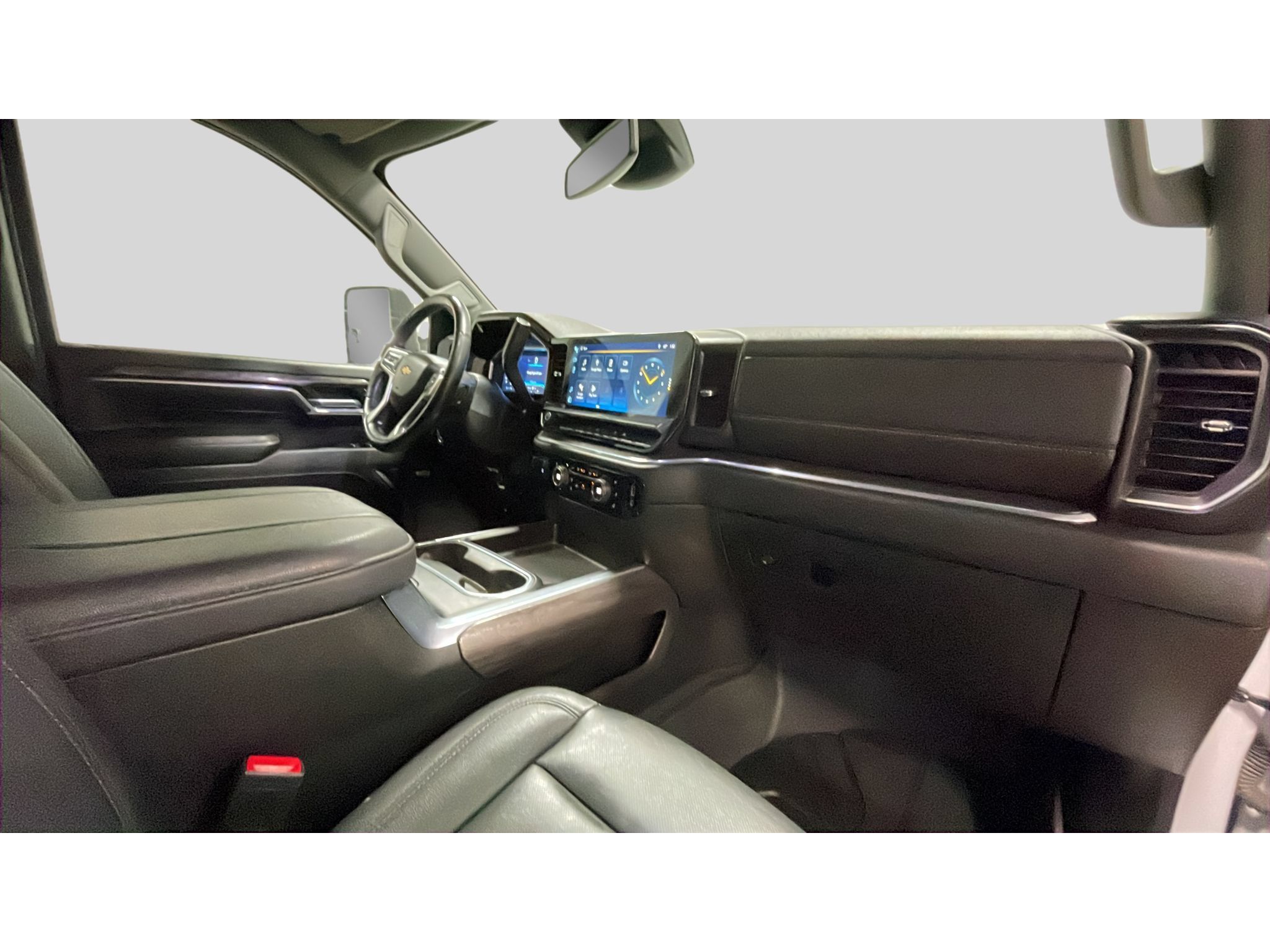 Used 2024 Chevrolet Silverado 2500 LTZ w/ LTZ Convenience Package AWD/4WD image 18