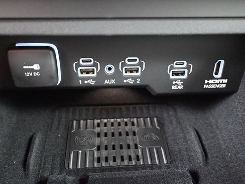 New 2026 Jeep Grand Wagoneer Summit AWD/4WD image 18
