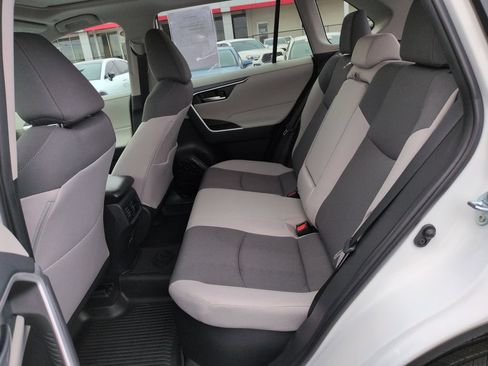 Certified 2025 Toyota RAV4 XLE w/ Convenience Package AWD/4WD image 25