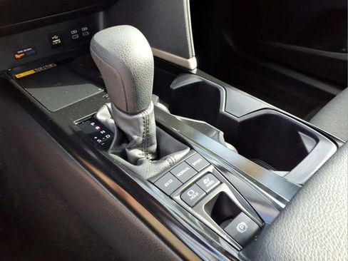 Certified 2025 Toyota Camry LE FWD image 24