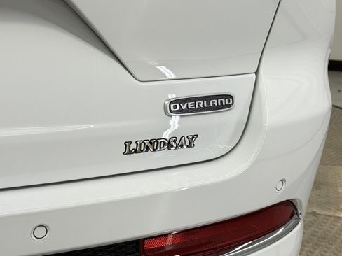 New 2025 Jeep Grand Cherokee Overland w/ Adv Protech Group III image 8