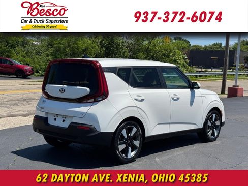 Used 2020 Kia Soul EX w/ Option Group 015 FWD image 4