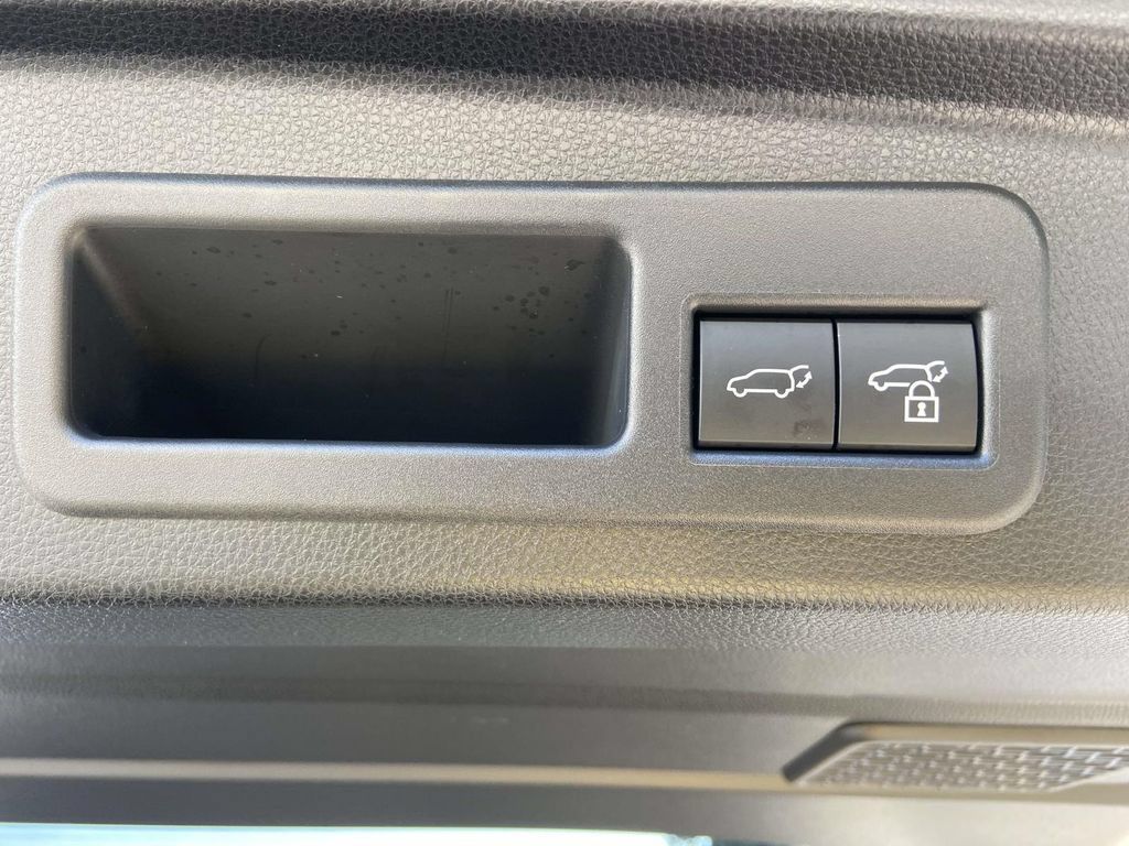 Used 2026 Toyota 4Runner TRD Sport Premium AWD/4WD image 9