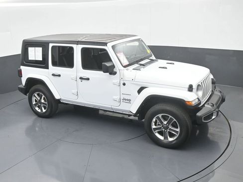 Used 2022 Jeep Wrangler Unlimited Sahara image 55