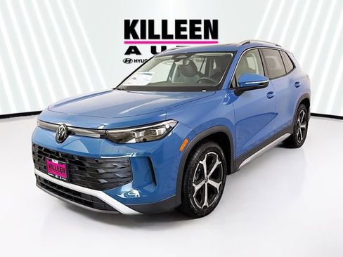 New 2026 Volkswagen Tiguan SE image 3