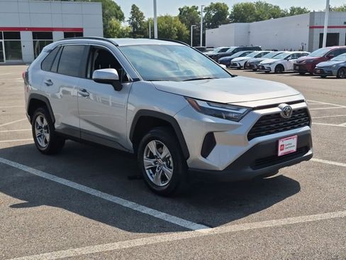 Certified 2025 Toyota RAV4 XLE AWD/4WD image 3
