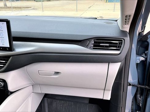 Certified 2023 Ford Escape SE image 19