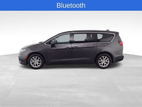 Used 2023 Chrysler Voyager LX FWD image 6