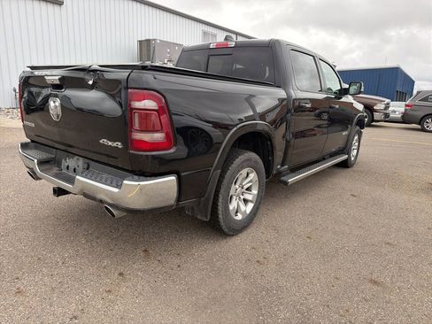 Used 2019 RAM 1500 Laramie AWD/4WD image 6