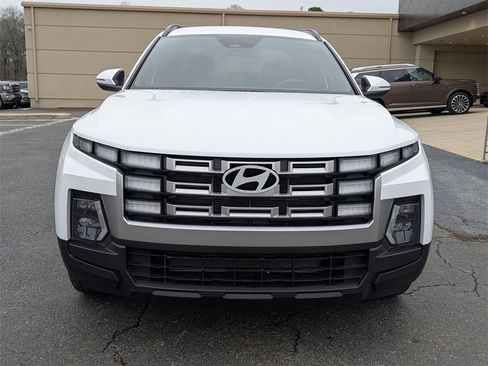Certified 2025 Hyundai Santa Cruz SEL image 2