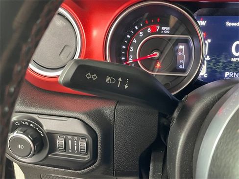 Used 2019 Jeep Wrangler Unlimited Rubicon image 14