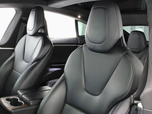 Used 2017 Tesla Model S 75D image 34