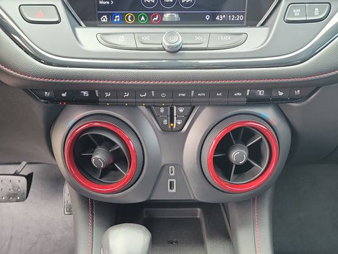 Used 2019 Chevrolet Blazer RS image 32