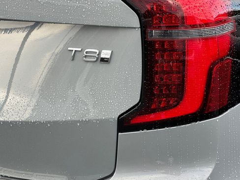 New 2026 Volvo XC90 T8 Plus w/ Protection Package Premier AWD/4WD image 28