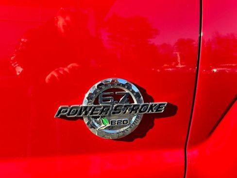Used 2014 Ford F350 Lariat w/ Lariat Interior Package AWD/4WD image 19