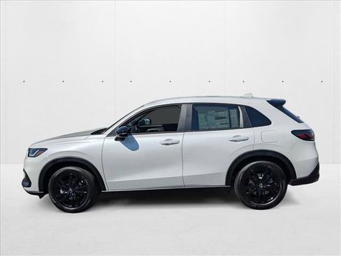 Used 2026 Honda HR-V Sport image 9