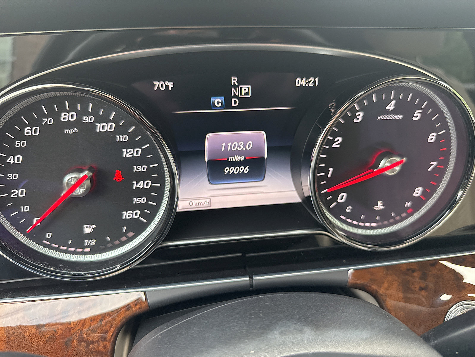 Used 2017 Mercedes-Benz E 400 4MATIC Wagon image 53