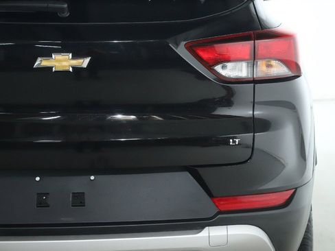 Used 2025 Chevrolet TrailBlazer LT image 44