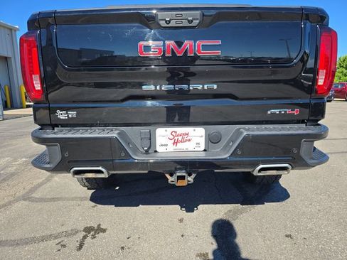 Used 2024 GMC Sierra 1500 AT4 w/ Technology Package AWD/4WD image 16