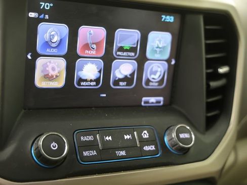 Used 2018 GMC Acadia Denali w/ Technology Package image 8