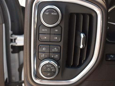 Used 2023 GMC Sierra 2500 Denali w/ Denali Ultimate Package AWD/4WD image 25