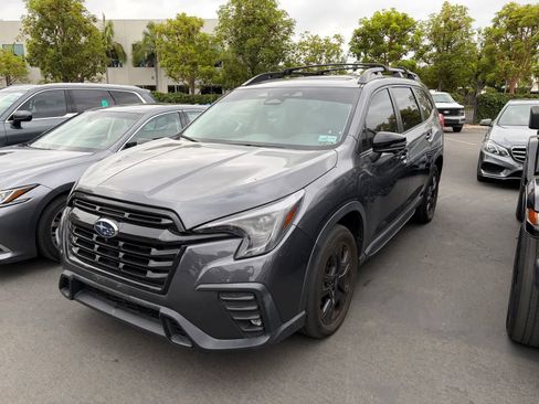 Used 2023 Subaru Ascent Onyx Edition Limited AWD/4WD image 1
