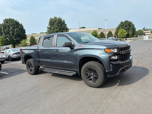 Used 2020 Chevrolet Silverado 1500 Custom Trail Boss w/ Custom Convenience Package AWD/4WD image 3