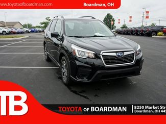 Used 2019 Subaru Forester Premium w/ All-Weather Package image 1